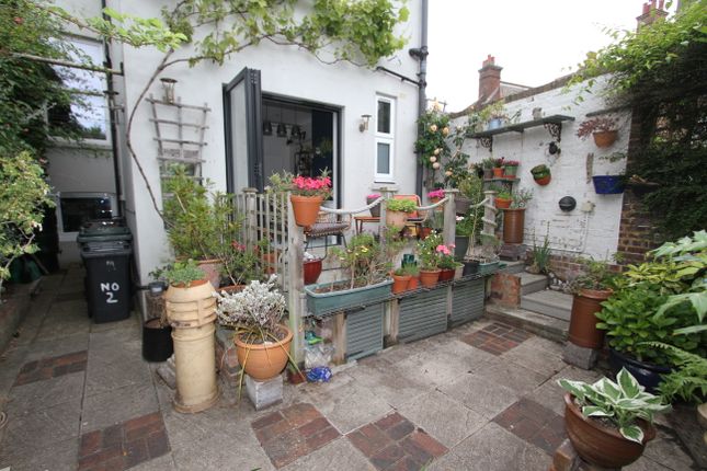2, Matlock Road, Eastbourne photo 4
