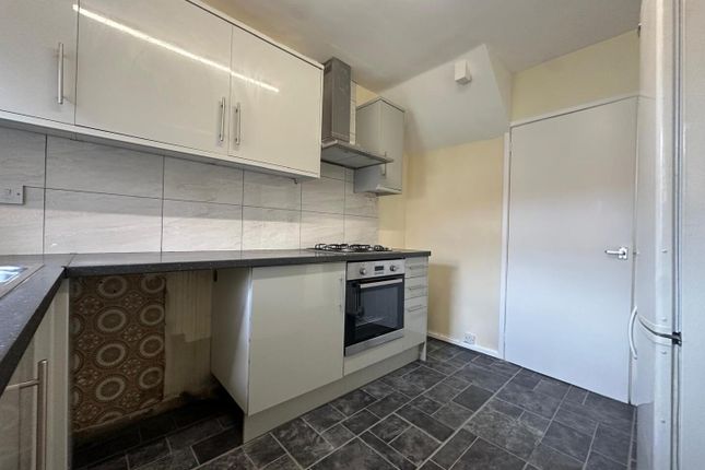 25, Eton Close, Leicester photo 5