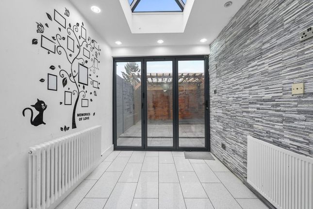 Thumbnail End terrace house to rent in Haselbury Road, Edmonton