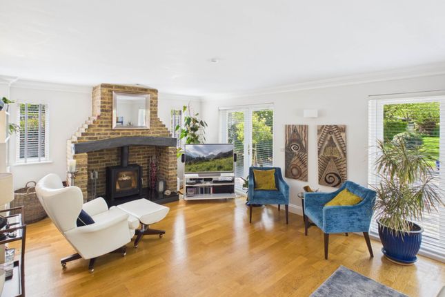 The Oaks, Chesham Road, Chesham photo 3