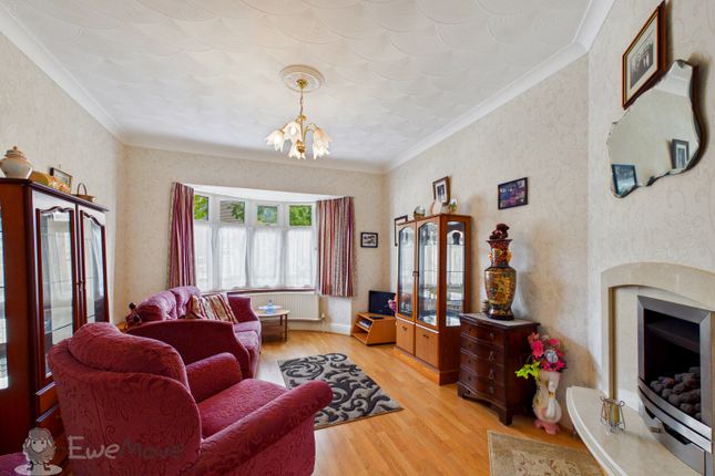 24, Beech Lane, Burton-on-Trent photo 3