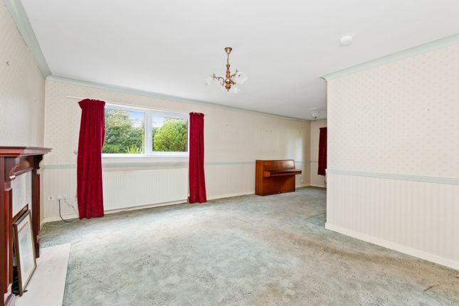 7, Upper Broomieknowe, Lasswade photo 4