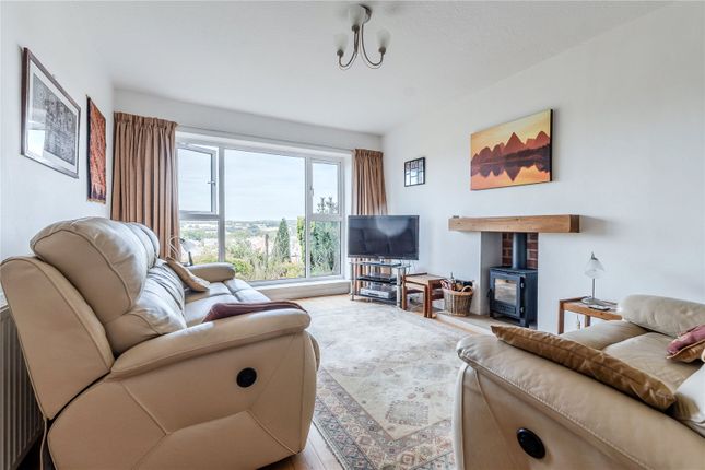 28, Kirkwood Avenue, West Yorkshire photo 4