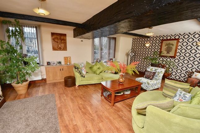 Homes For Sale In Padiham Road Burnley Bb12 Buy Property In