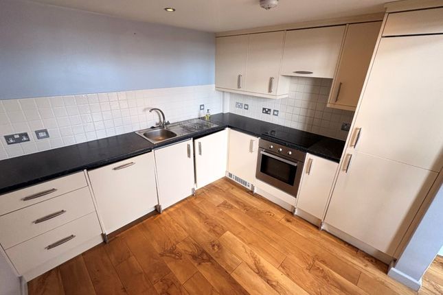 Flat 21, Bishopsgate House, Coventry photo 5