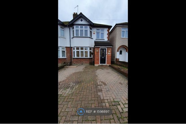 Thumbnail Semi-detached house to rent in Westfield Avenue, Watford