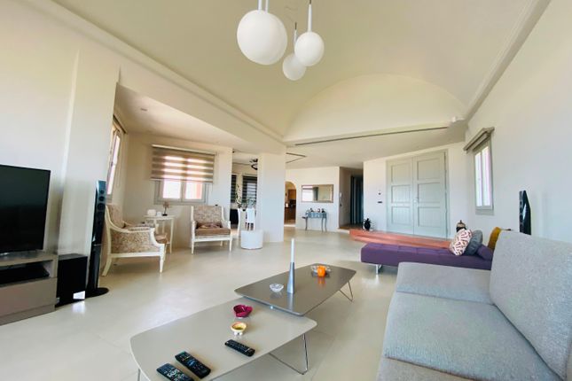 Villa for sale in Fira, Santorini, Thira 847 00, Greece