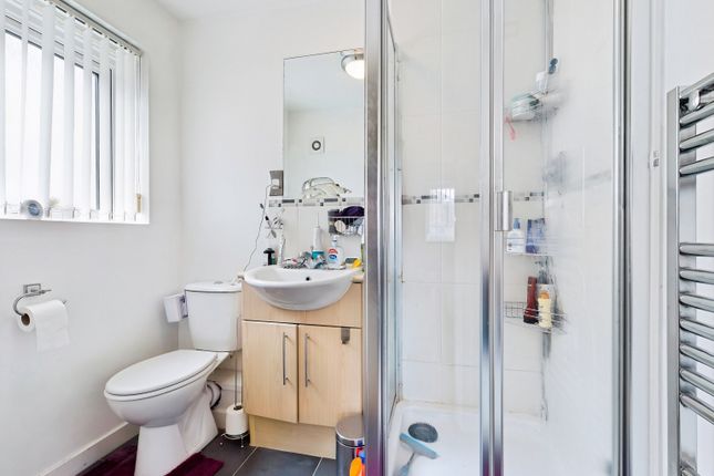 72, Phoebe Road, Swansea photo 3