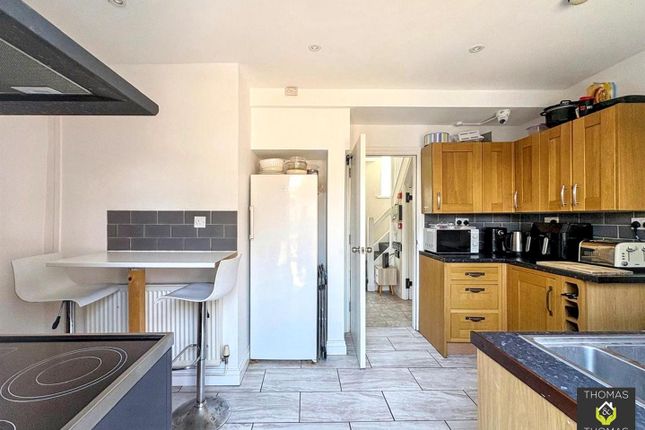 3, Chequers Road, Gloucester photo 2