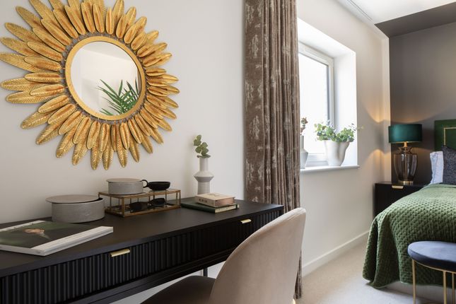 Flat for sale in "Primrose House" at Springfield Drive, London