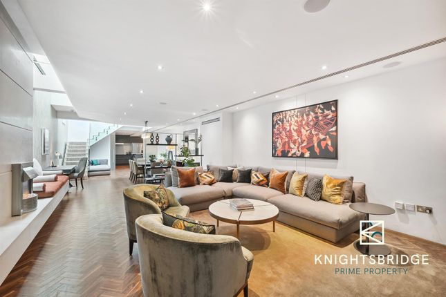 Thumbnail Town house to rent in Cheval Pl, Knightsbridge