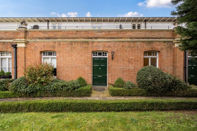 3 Marquess Villas,, Mansion House Drive, Stanmore photo 4