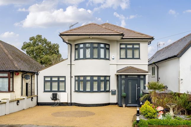 Thumbnail Detached house for sale in Rosewood Drive, Enfield
