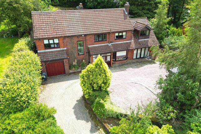 Thumbnail Detached house for sale in Gallowsclough Road, Matley, Stalybridge