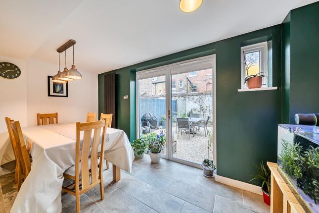 38, St. Leonards Avenue, Windsor photo 4