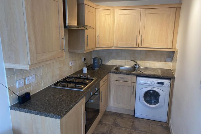 34, Perrett Walk, Kidderminster photo 3