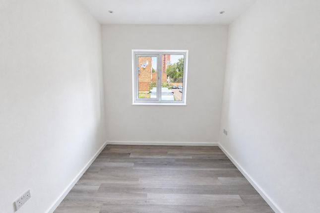 13a, Northumberland Park, London photo 5