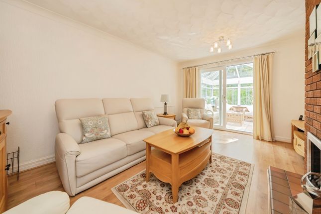 36, Perth Close, Warrington photo 4