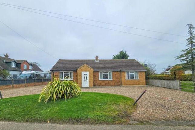 3-bed bungalow on Adelaide, Grange Lane, Utterby, £299,950