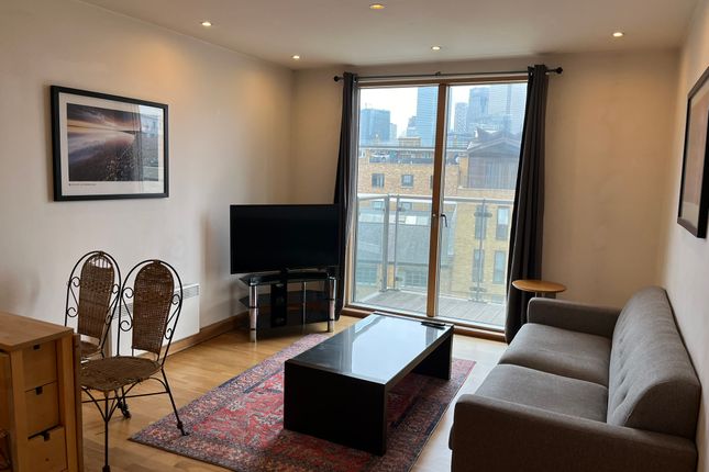 Flat 204, Harley House, Frances Wharf, London photo 4