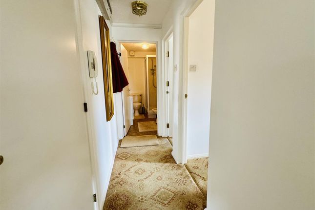 231A, Cauldwell Hall Road, Ipswich photo 2
