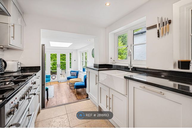 Fishpool St, St Albans photo 5