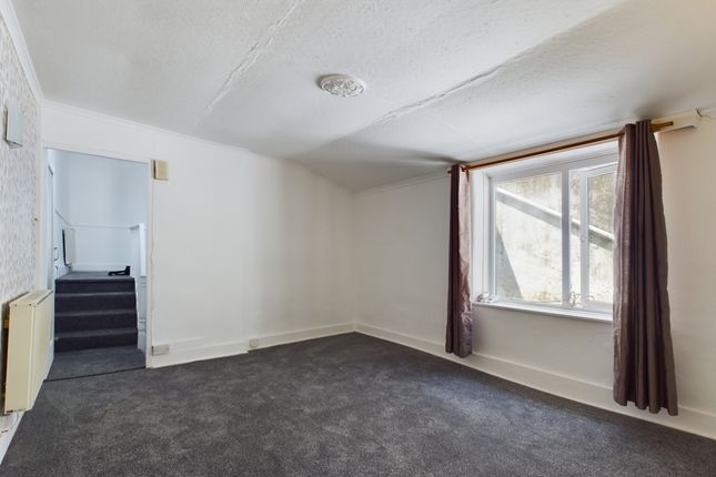 Flat for sale in Victoria Road, Torquay