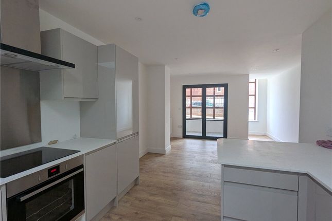 Flat 2,, Westgate Chambers, Winchester photo 3