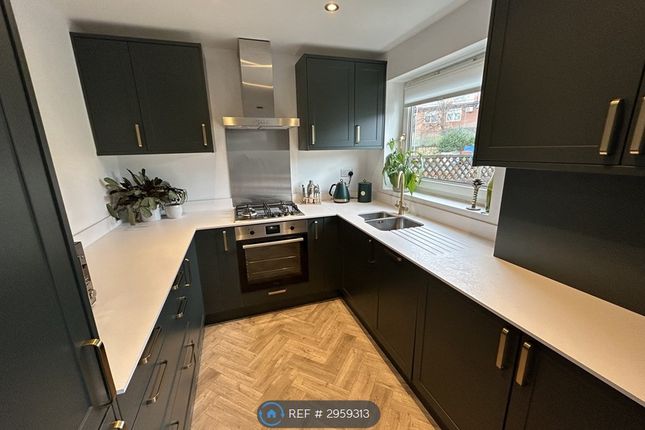 Pudsey Road, Leeds photo 2