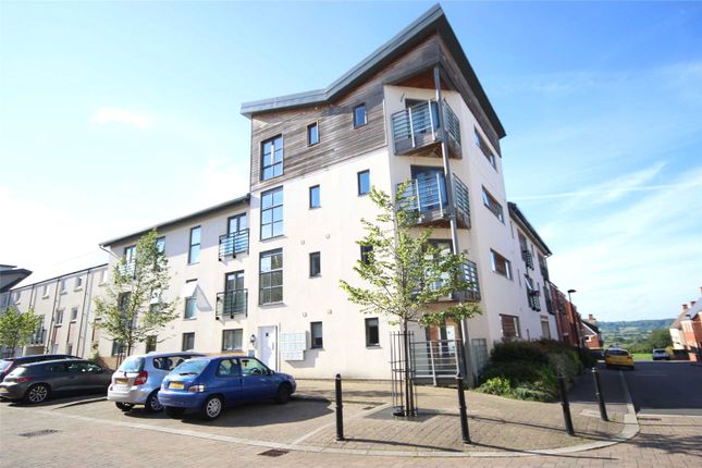 Flat for sale in Vervain Court, Old Town, Swindon, Wiltshire