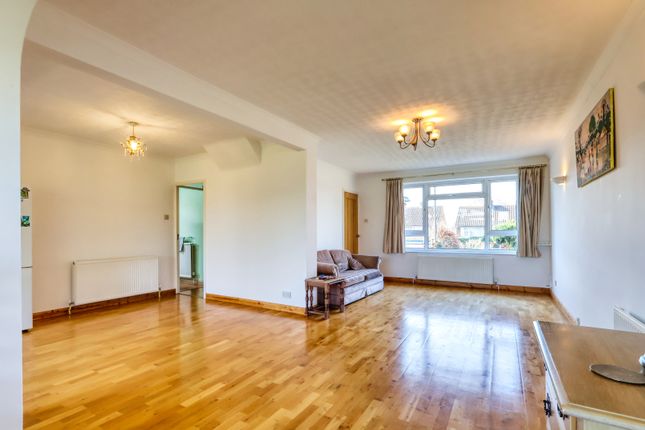 110, Carver Hill Road, Buckinghamshire photo 4