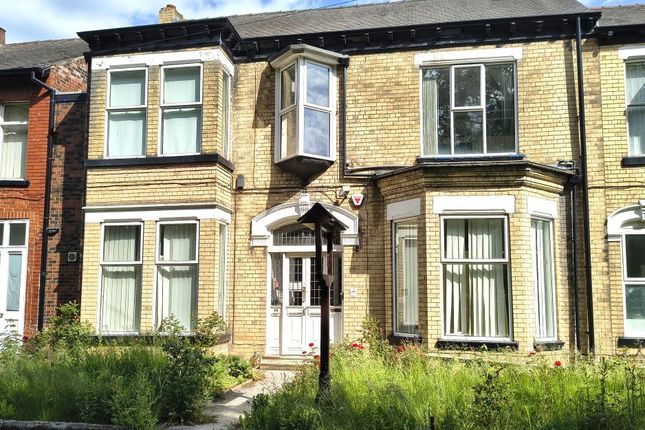 7-bed house on 68, Sunny Bank, Hull, £50,000