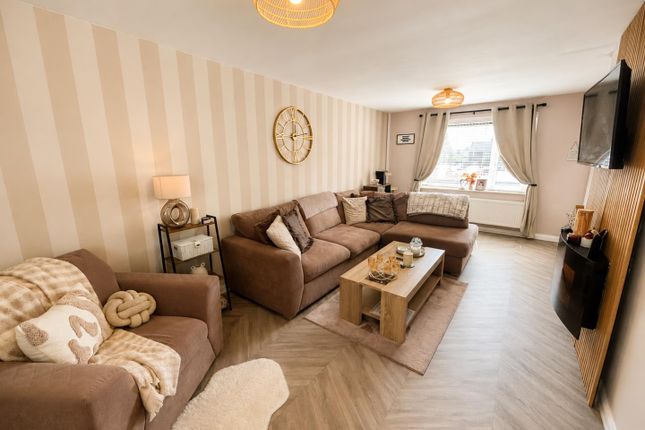 6, Chaucer Avenue, Manchester photo 4