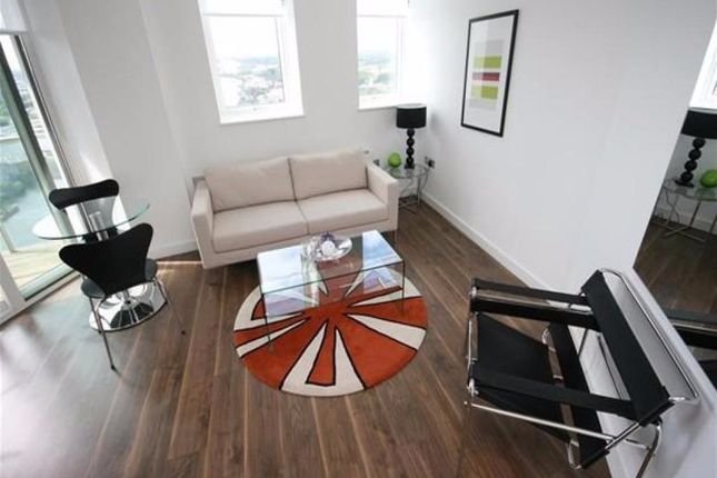 Apartment 1903 The Heart,, Blue, Salford photo 2