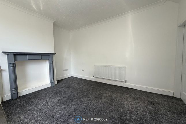 Victoria St, Birstall, Batley photo 2