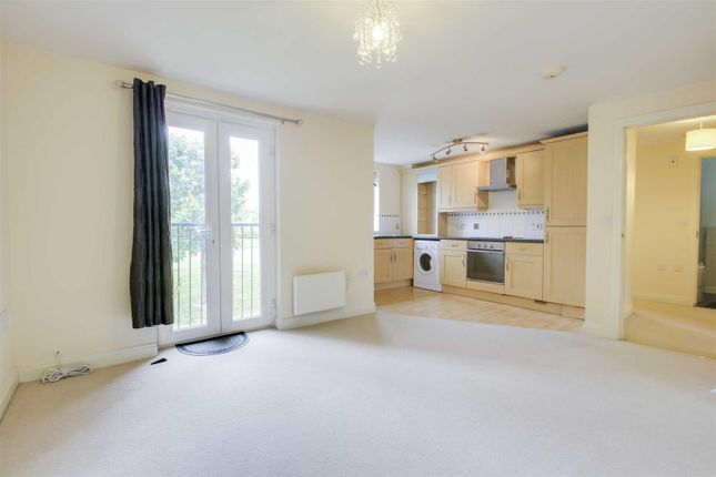 12, Harlow Crescent, Milton Keynes photo 5