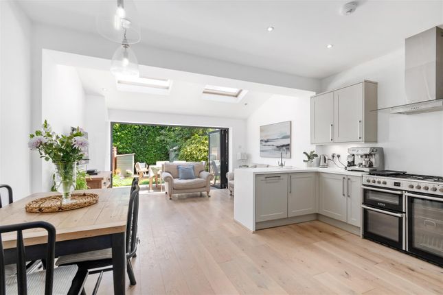 48, Carlton Park Avenue, Raynes Park photo 4
