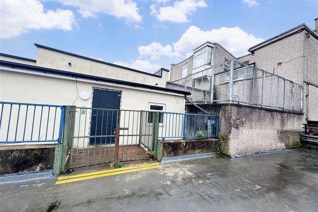 Thumbnail Flat to rent in High Street, Bargoed