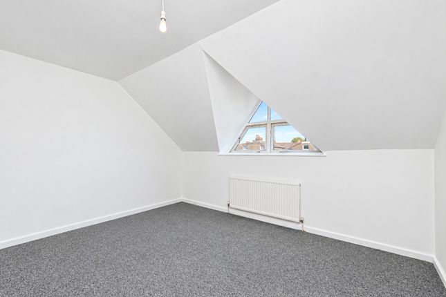 7, Burleigh Walk, London photo 4