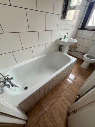 211a, Ilford Lane, Ilford photo 3