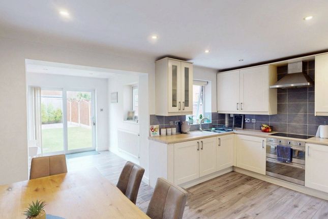 34 Garner Drive, Tyldesley photo 3
