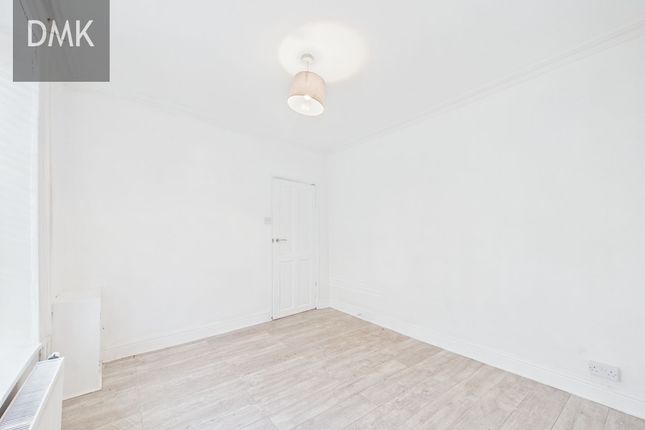 1145 Neath Road, Swansea photo 4