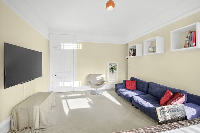 Flat 93, Bedford Court Mansions,, Bedford Avenue, London photo 3