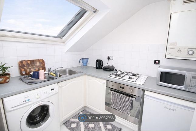 Grovelands Road, London photo 5