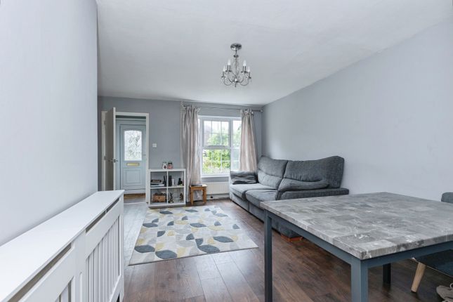 120, Wolsey Way, Leicestershire photo 3