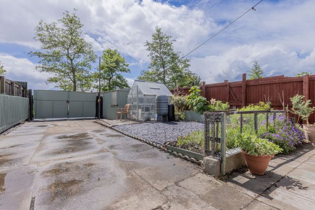 220 Cromwell Road, Newport photo 4