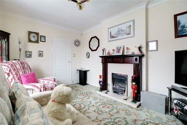 8 Poachers Croft, Doncaster photo 3