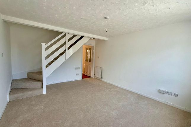 86, Kenmare Drive, Plymouth photo 2