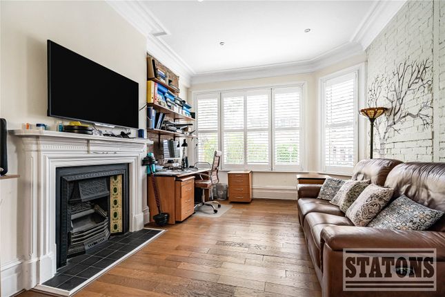 26, Fitzjohn Avenue, Hertfordshire photo 4
