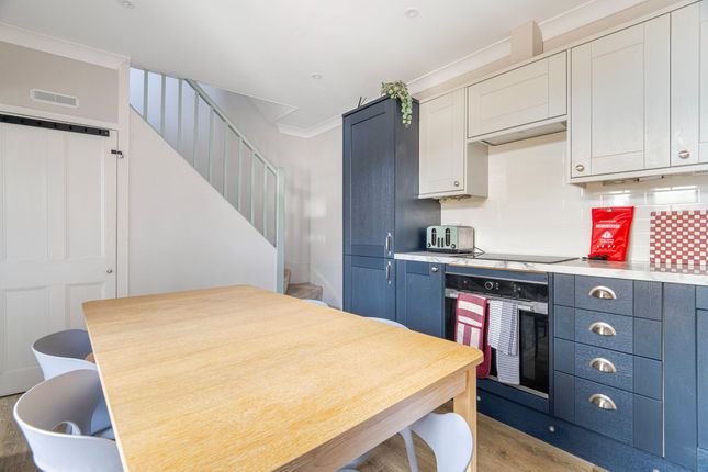 72 Cliff Hill, Great Yarmouth photo 2